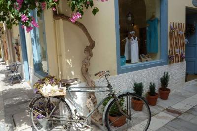 Peloponnes - Fahrrad mit Blumen