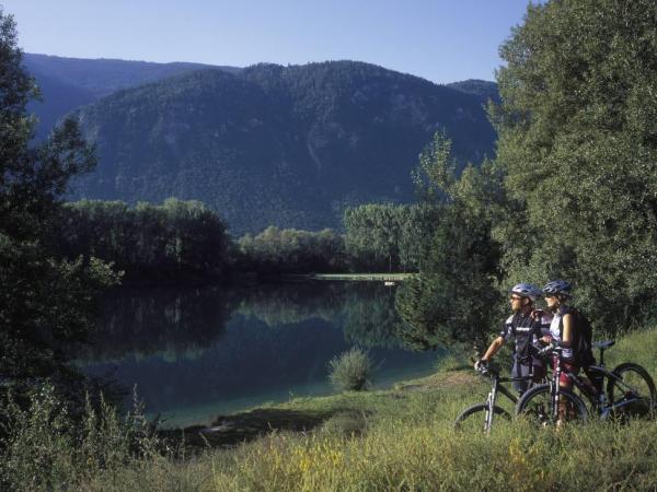 Radler am Rhoneradweg