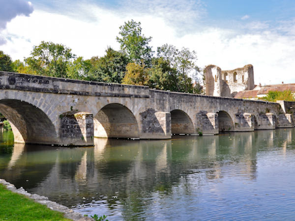 Grez-sur-Loing Brcke