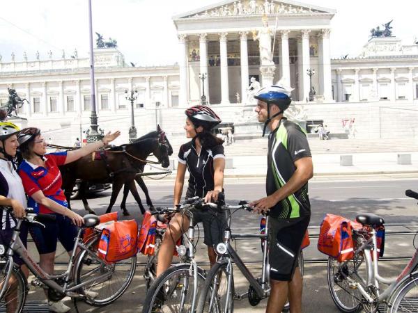 Wien/Vienna - Parlament/houses of parliament